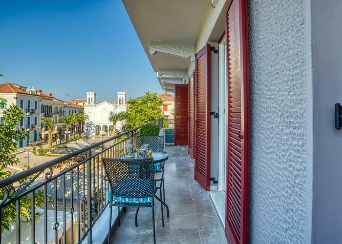 Plaza Filellinon Nauplia