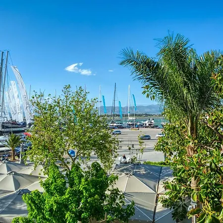 Apartament Plaza Filellinon